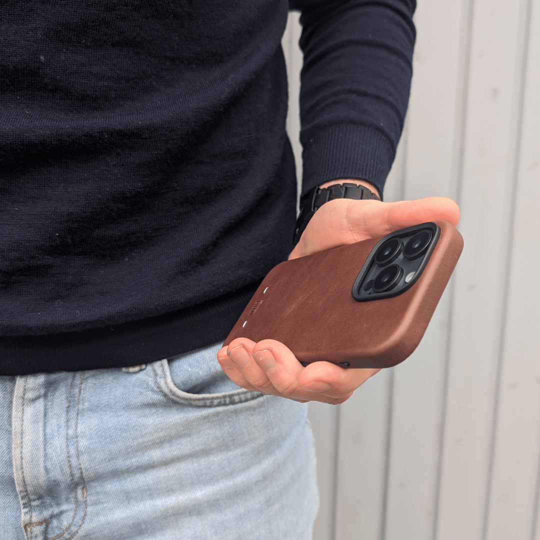 Leder Hülle für iPhone 15 mit MagSafe