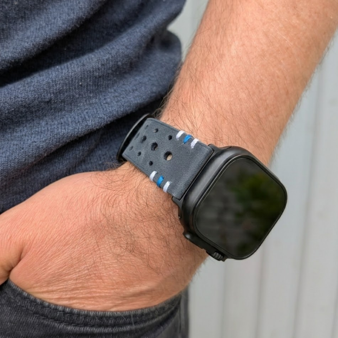 Racing Armband für die Apple Watch Ultra 1, 2 und 3 aus Echtleder