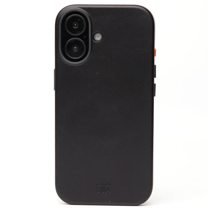 Schwarze iPhone 17 Leder-Hülle mit MagSafe auf weißem Hintergrund