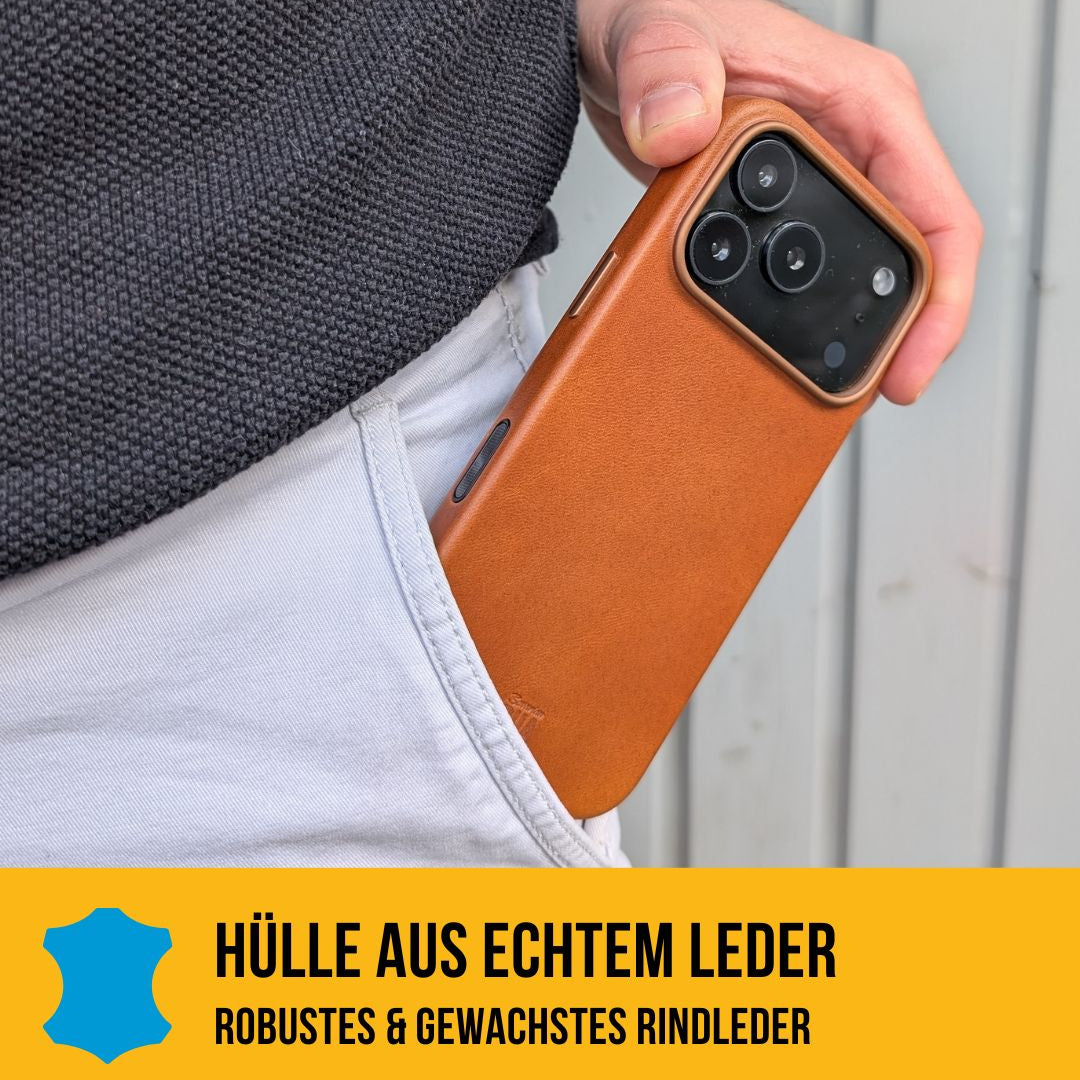 Hellbraune Leder Hülle in Action