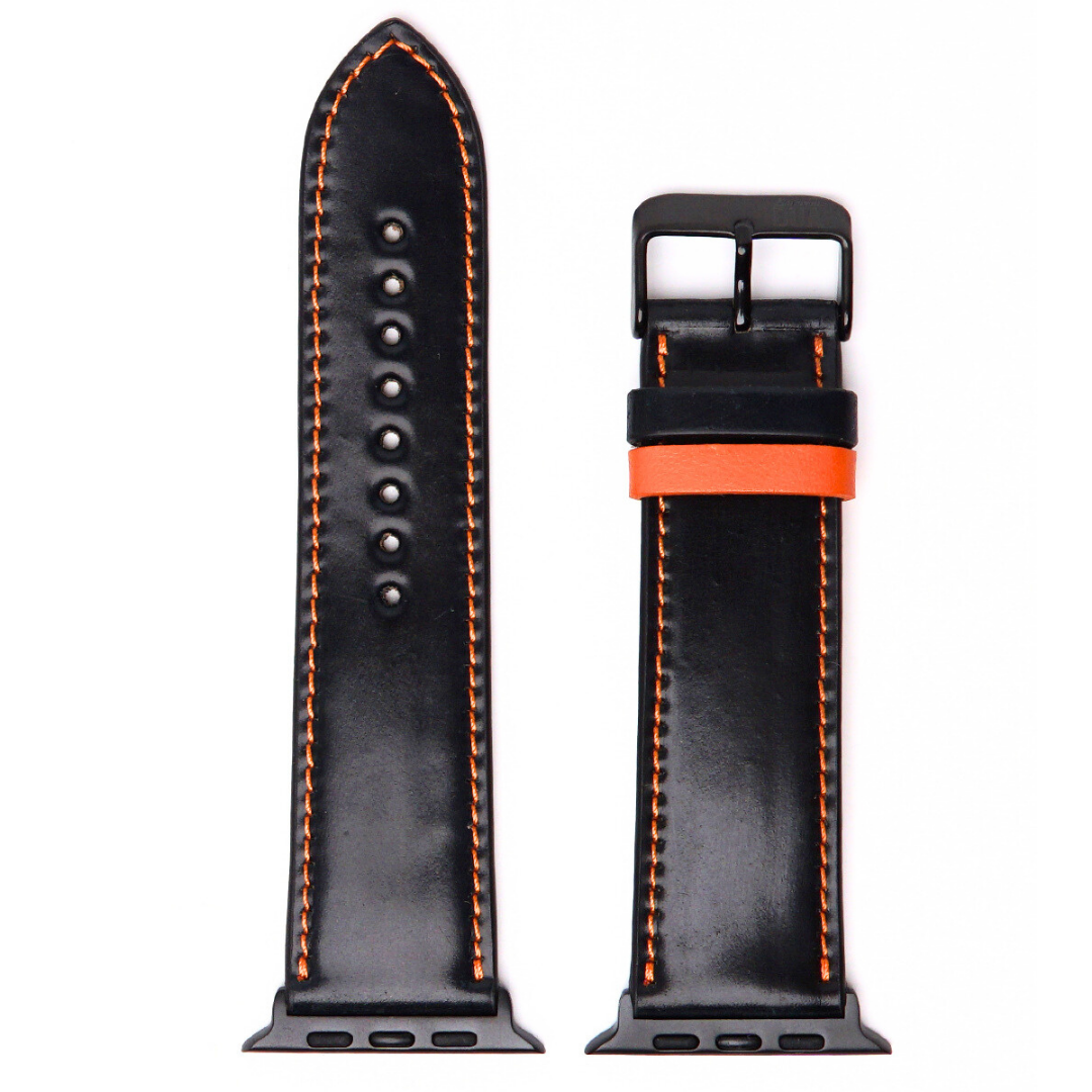 Shell Cordovan Band Apple Watch Ultra auf weißem Hintergrund