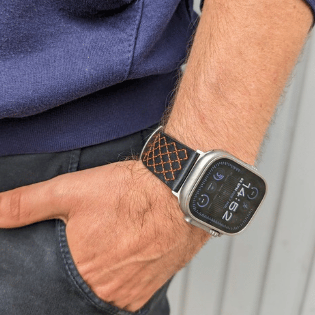 Robustes Armband für die Apple Watch Ultra aus Echtleder | Handnaht