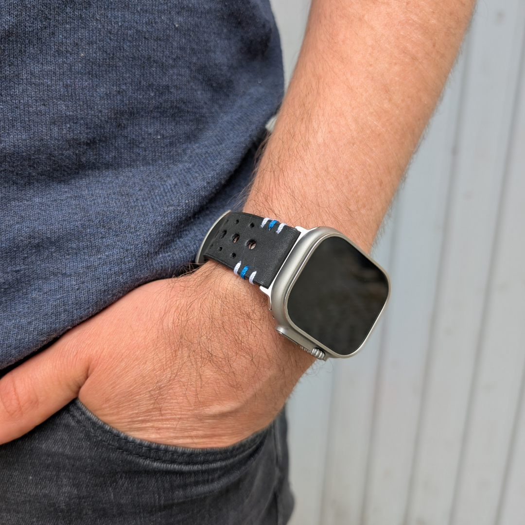 Racing Armband für die Apple Watch Ultra 1, 2 und 3 aus Echtleder